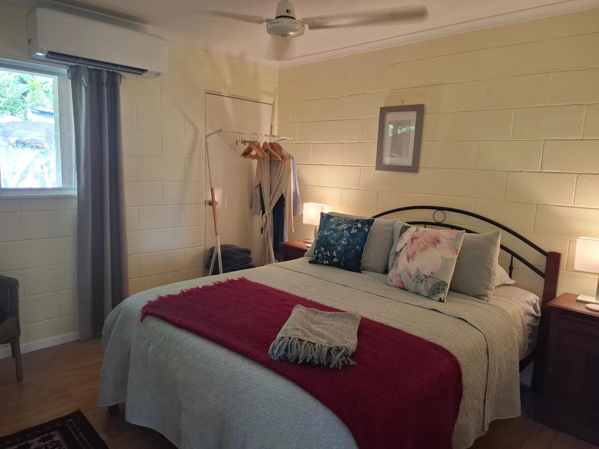 J & Ella'S Holiday House - 1 Bedroom, 1 Bathroom Home Cooktown Dış mekan fotoğraf