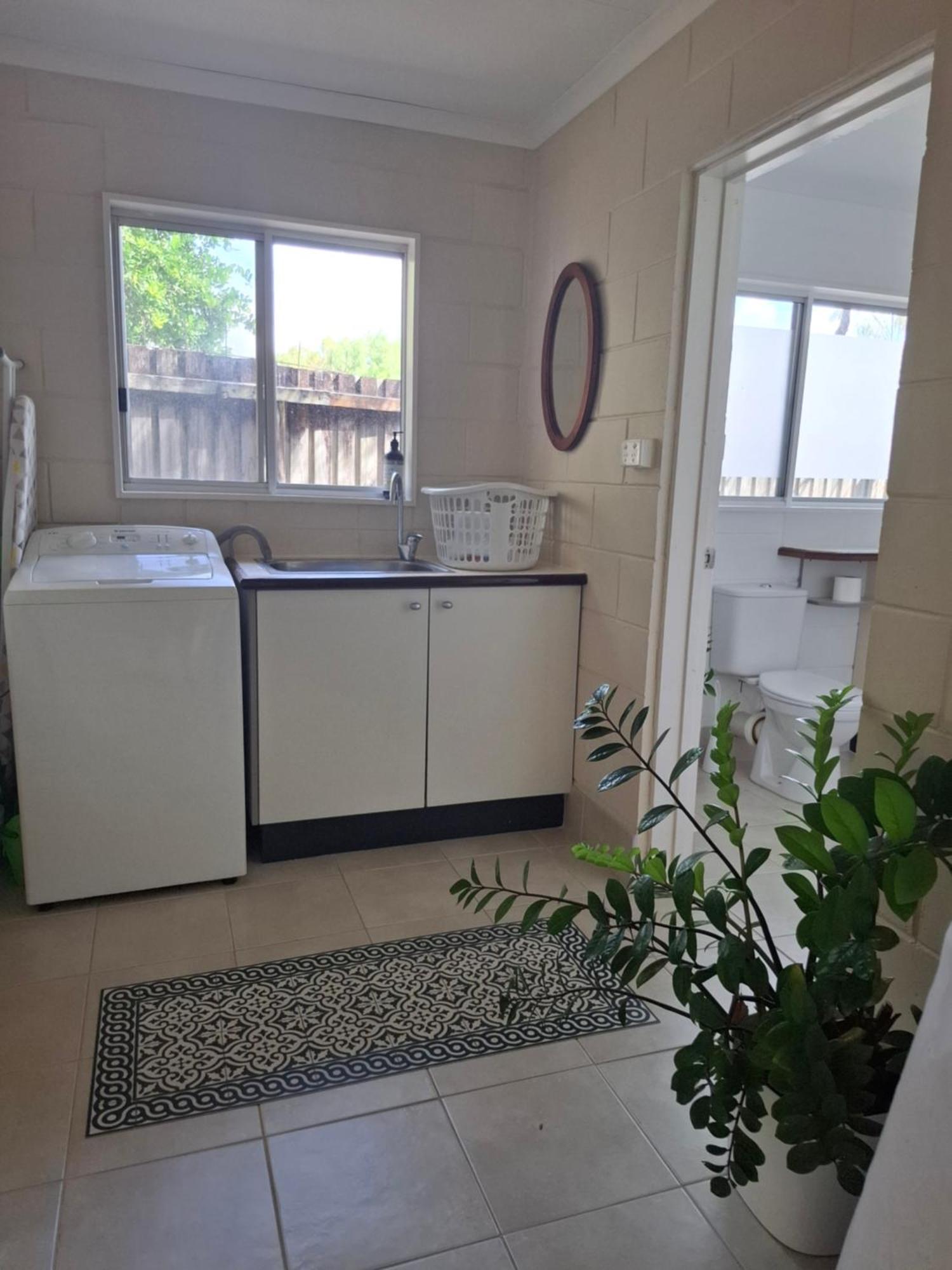 J & Ella'S Holiday House - 1 Bedroom, 1 Bathroom Home Cooktown Dış mekan fotoğraf